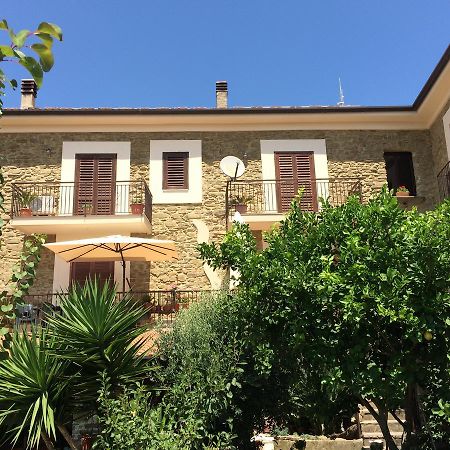 Pozzo Medievale Prignano Cilento Exteriér fotografie
