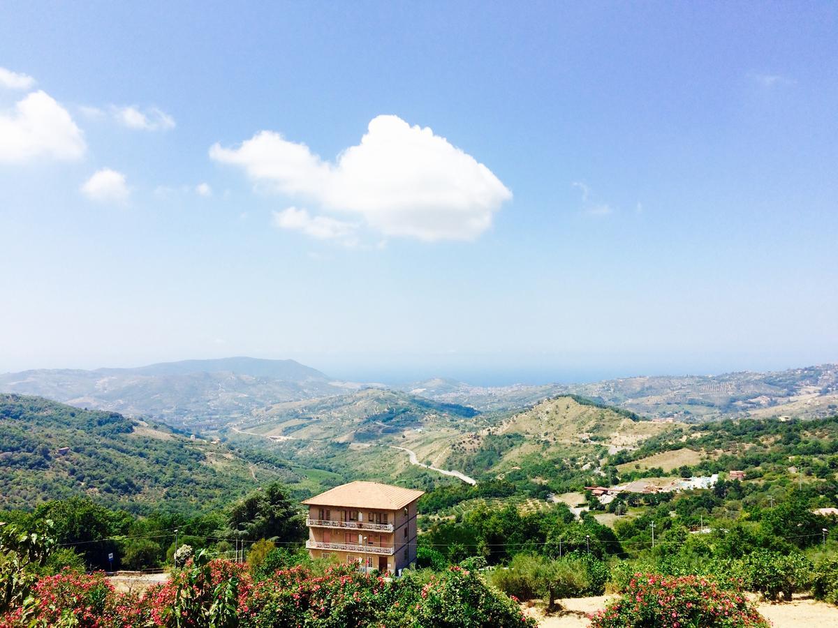 Pozzo Medievale Prignano Cilento Exteriér fotografie