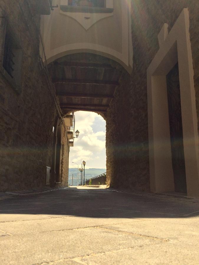 Pozzo Medievale Prignano Cilento Exteriér fotografie
