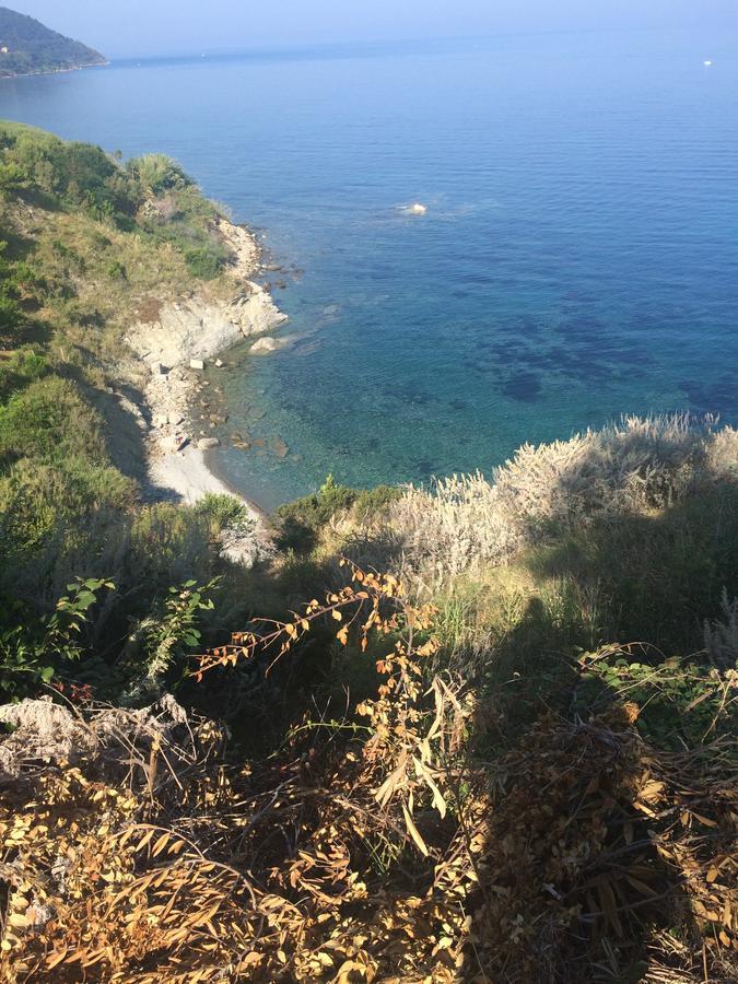 Pozzo Medievale Prignano Cilento Exteriér fotografie