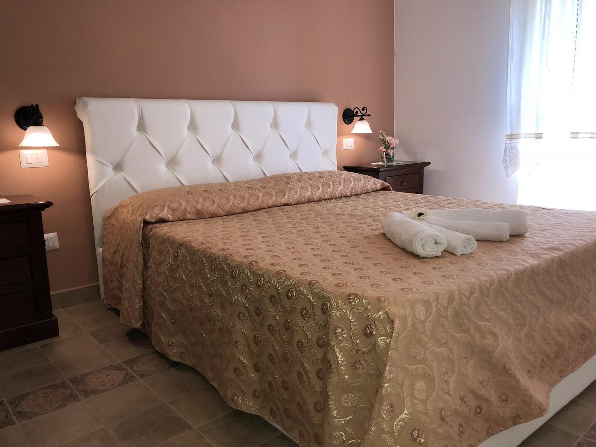 Pozzo Medievale Prignano Cilento Exteriér fotografie