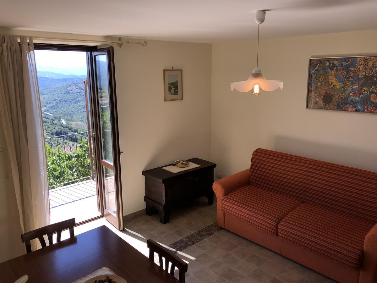 Pozzo Medievale Prignano Cilento Exteriér fotografie
