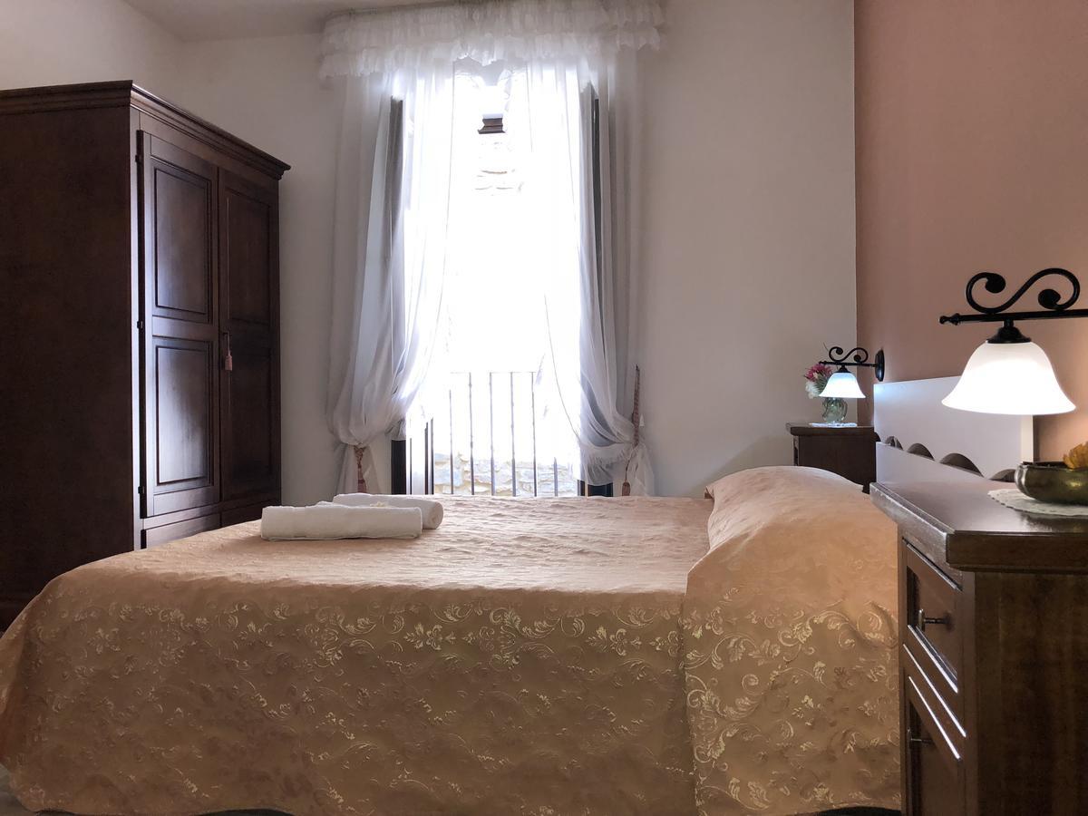 Pozzo Medievale Prignano Cilento Exteriér fotografie
